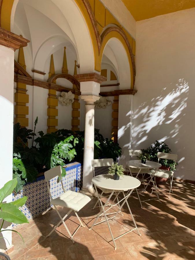 Villa Elvira, Exclusive Pool And Gardens In The Heart Of Sevilla ภายนอก รูปภาพ