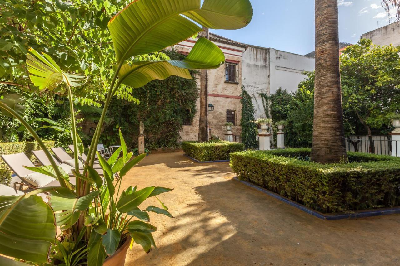 Villa Elvira, Exclusive Pool And Gardens In The Heart Of Sevilla ภายนอก รูปภาพ
