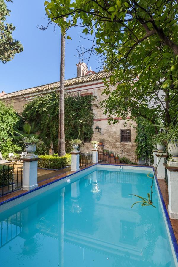Villa Elvira, Exclusive Pool And Gardens In The Heart Of Sevilla ภายนอก รูปภาพ